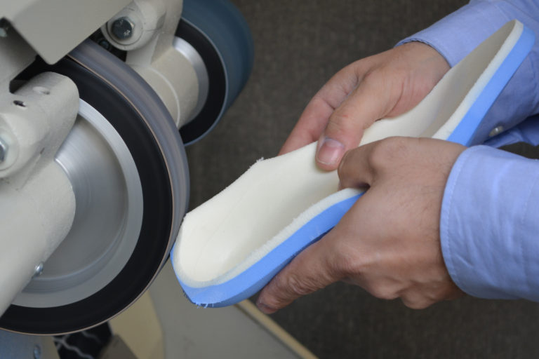 Einlage aus dem Scherkräfte absorbierenden Material nora Lunatec combi motion