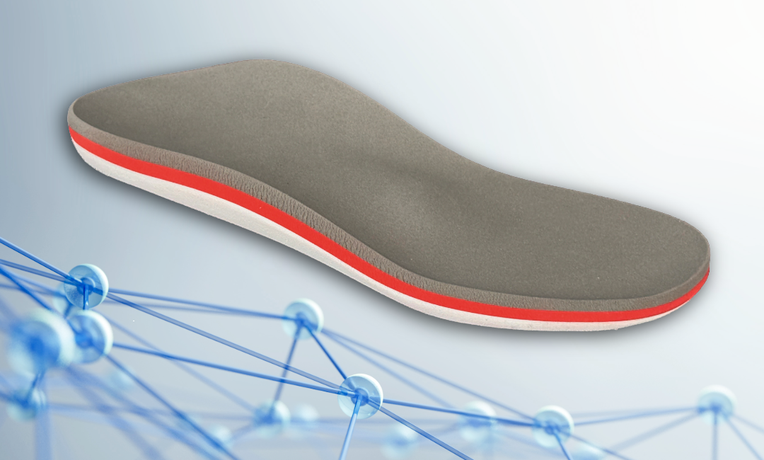 nora_Sandwichplatte_dreifach Lunatec combi motion T3 ist ein dreischichtiges EVA-Material
